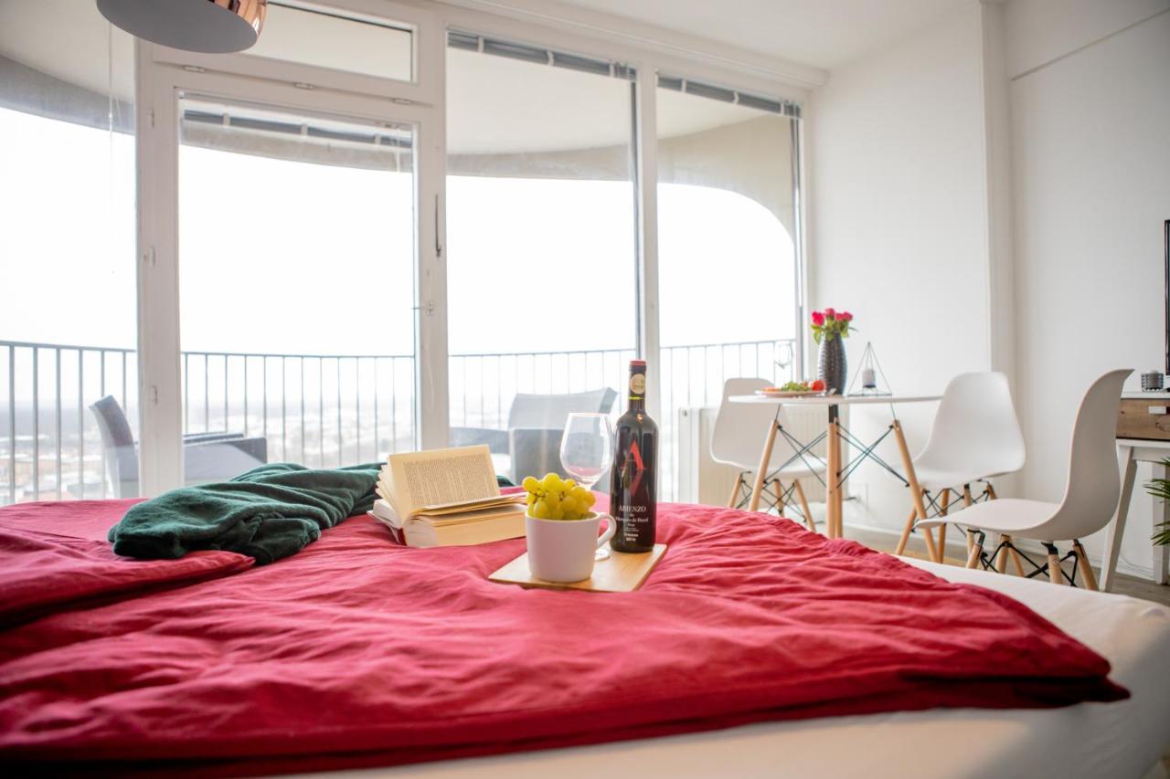 Modernes Apartment Mit Tollem Blick Ueber Die Stadt Augsburg Eksteriør bilde